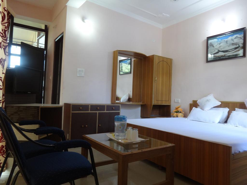 Hotel Kumar Residency Dharamshala Chambre photo