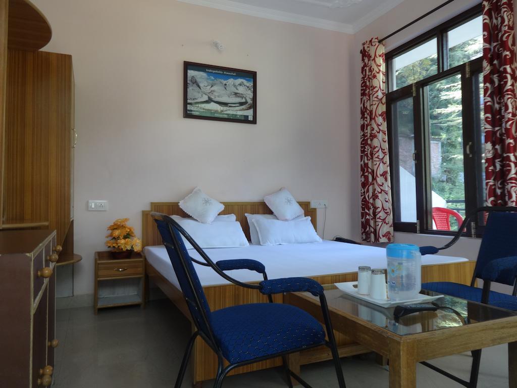 Hotel Kumar Residency Dharamshala Chambre photo