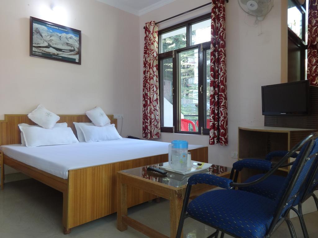 Hotel Kumar Residency Dharamshala Chambre photo