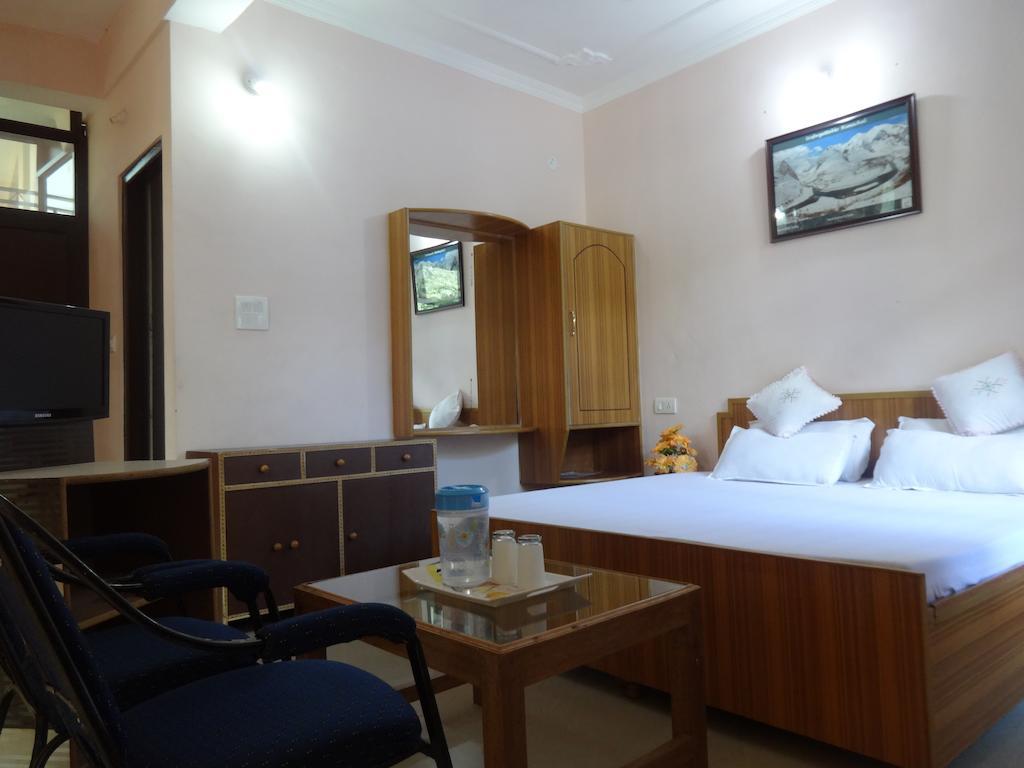 Hotel Kumar Residency Dharamshala Chambre photo